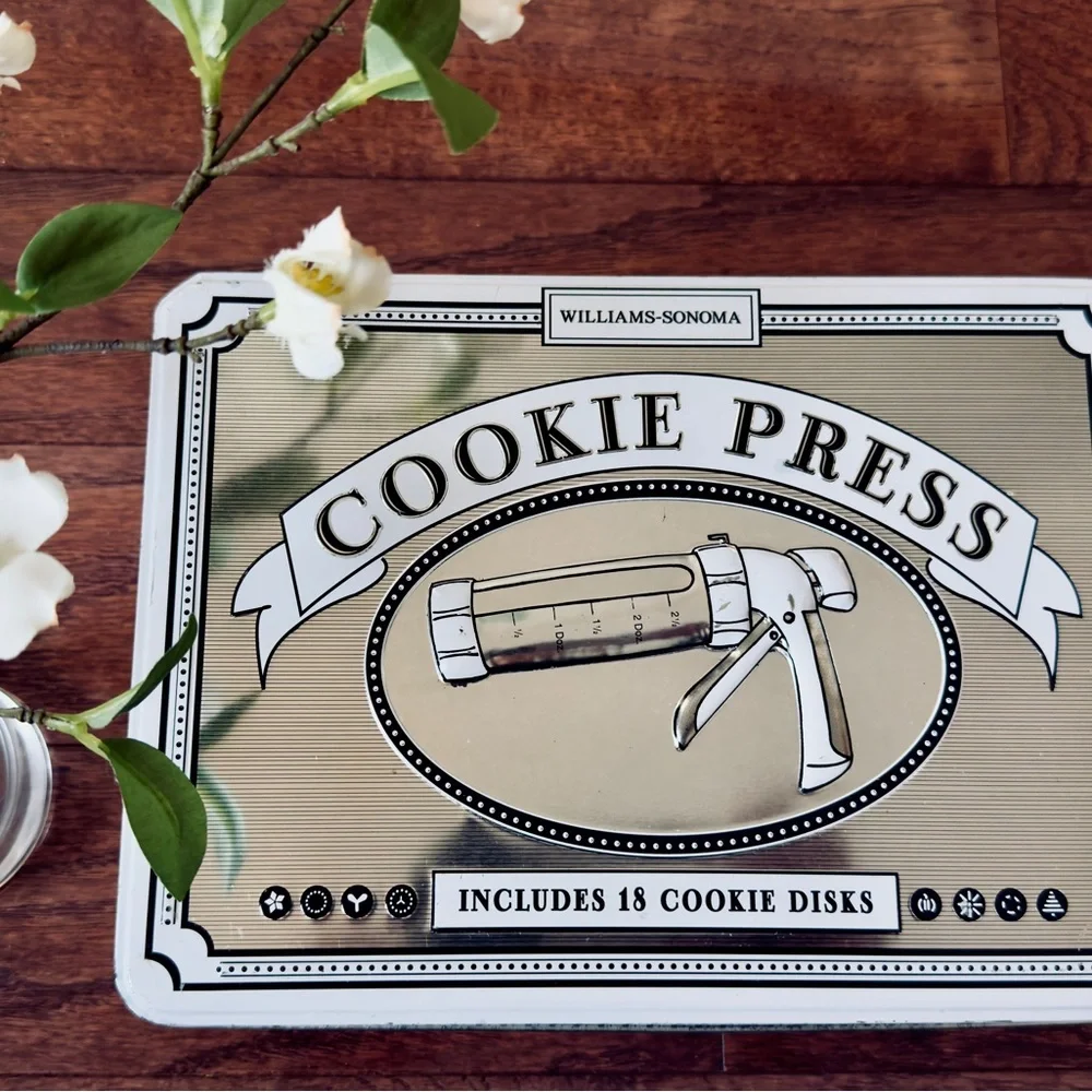 Williams-Sonoma Cookie Press with 33 Cookie Disks in Tin made by Kuhn Rikon